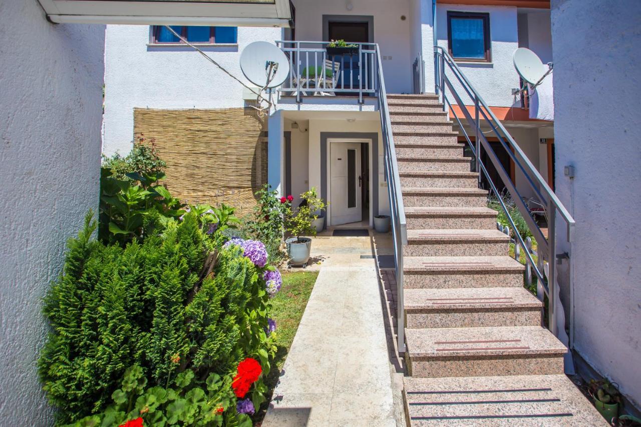 Apartment Rosse Poreč Exterior foto