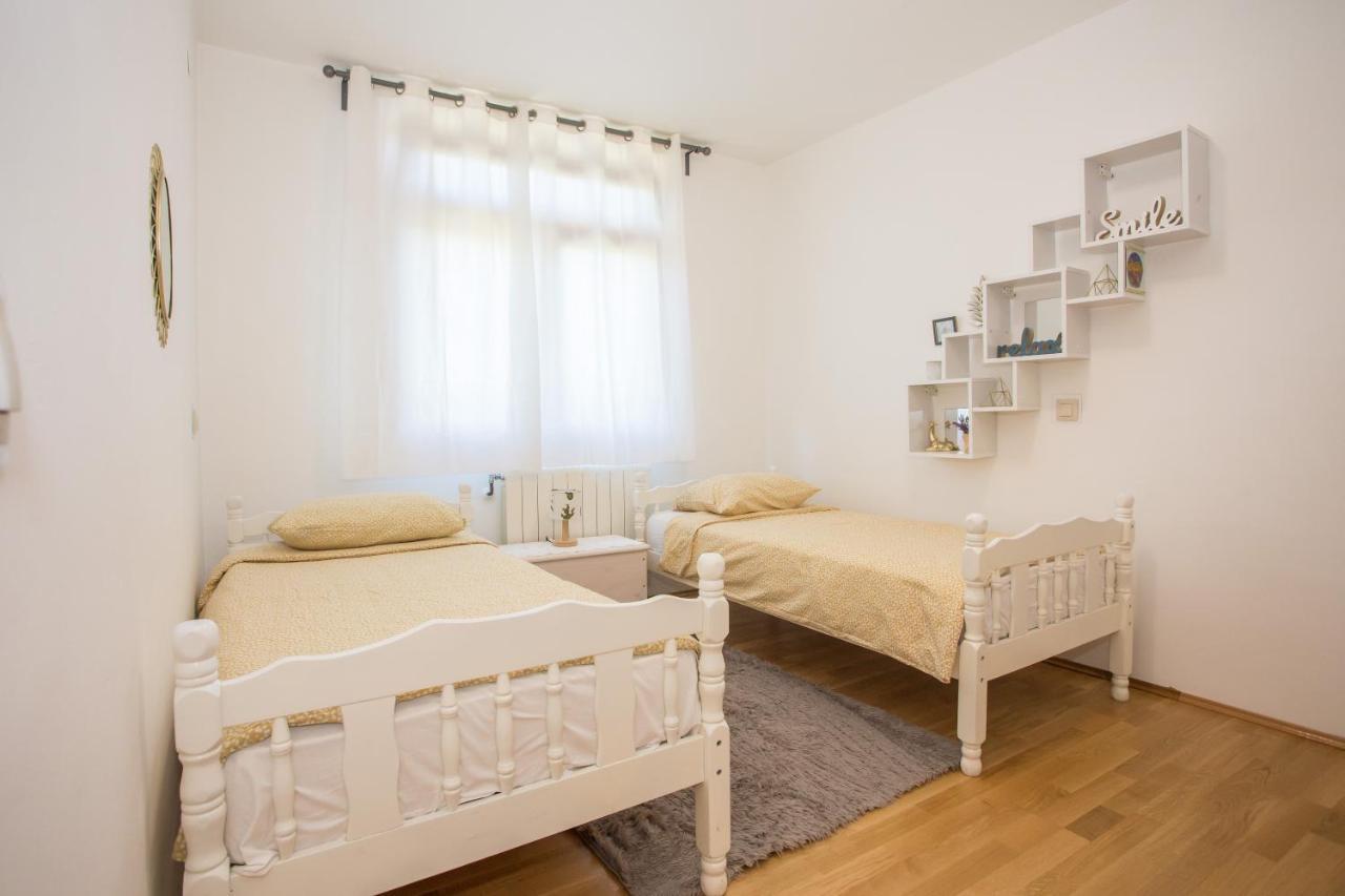 Apartment Rosse Poreč Exterior foto